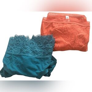 Soma NWT 2 Lace Hipster Briefs size medium